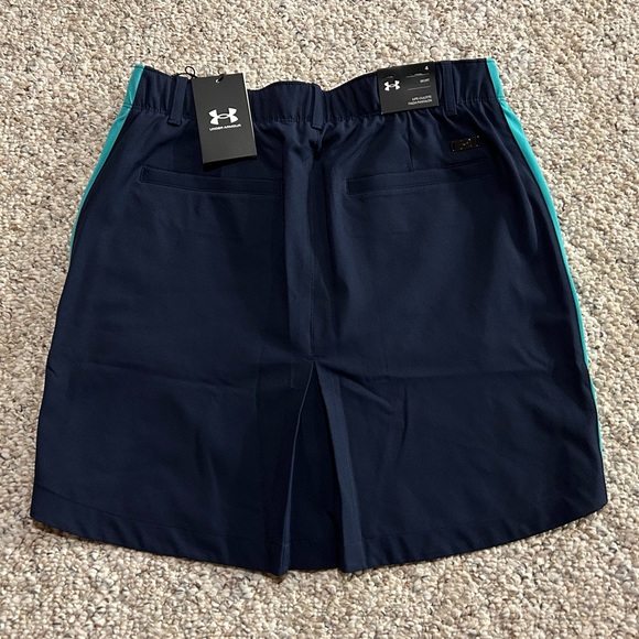 New Under Armour Golf Women's Links Navy Woven Skorts - Size 4  NWT - Picture 2 of 5